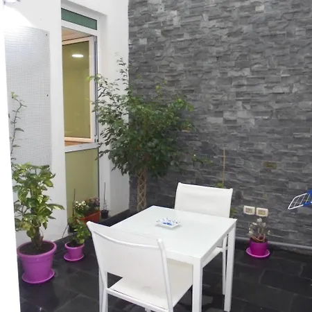 La Volpe Rossa Bed & Breakfast 3*